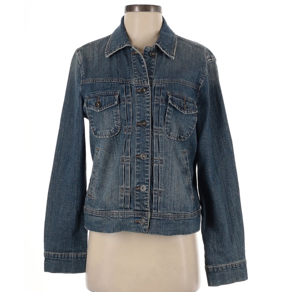 St. John’s Bay Distressed Blue Denim Jacket Medium